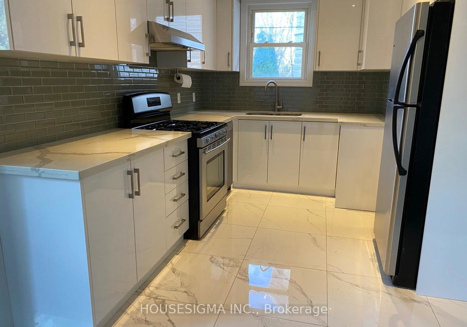 139-horsham-avenue-toronto-ontario-c12602594