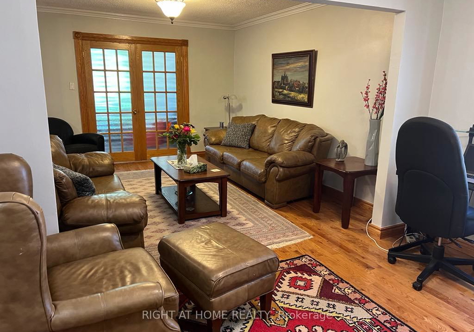 15-lynnhaven-road-toronto-ontario-c12602984