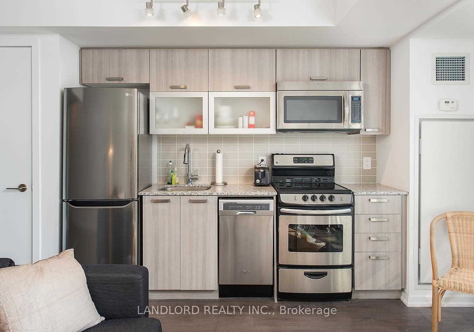 68-abell-street-toronto-ontario-c12603062