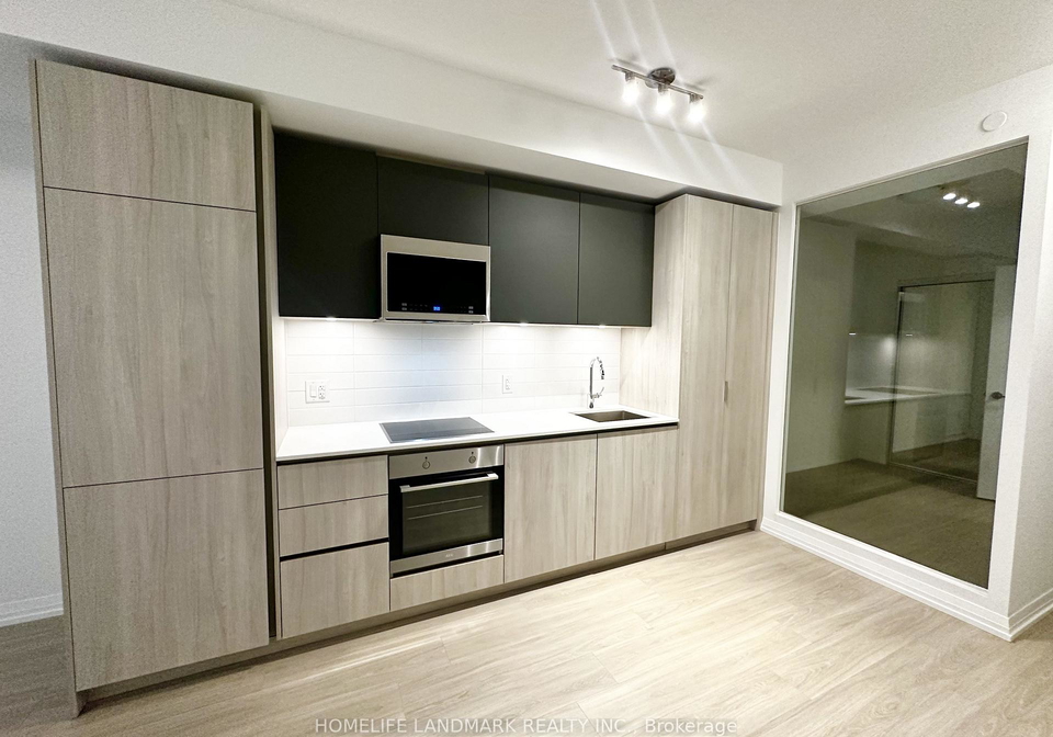 8-widmer-street-toronto-ontario-c12603216