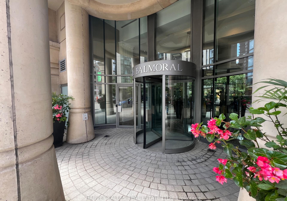 1-balmoral-avenue-toronto-ontario-c12603836