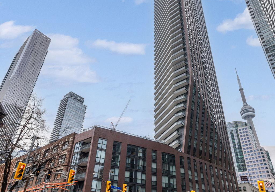 99-john-street-toronto-ontario-c12604010