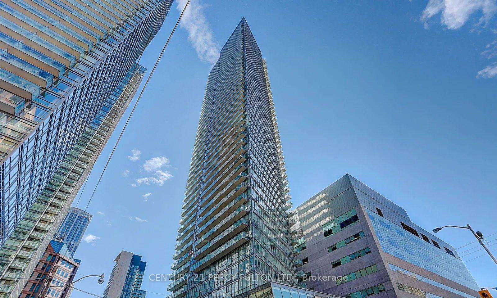 832-bay-street-toronto-ontario-c12604344