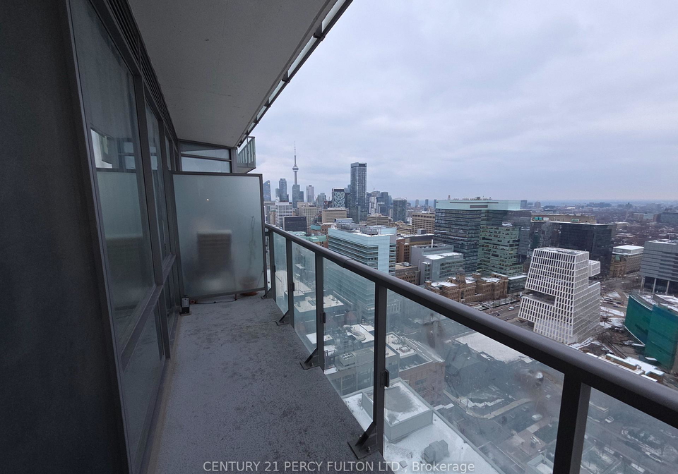 832-bay-street-toronto-ontario-c12604344
