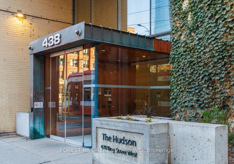 438-king-street-w-toronto-ontario-c12604376