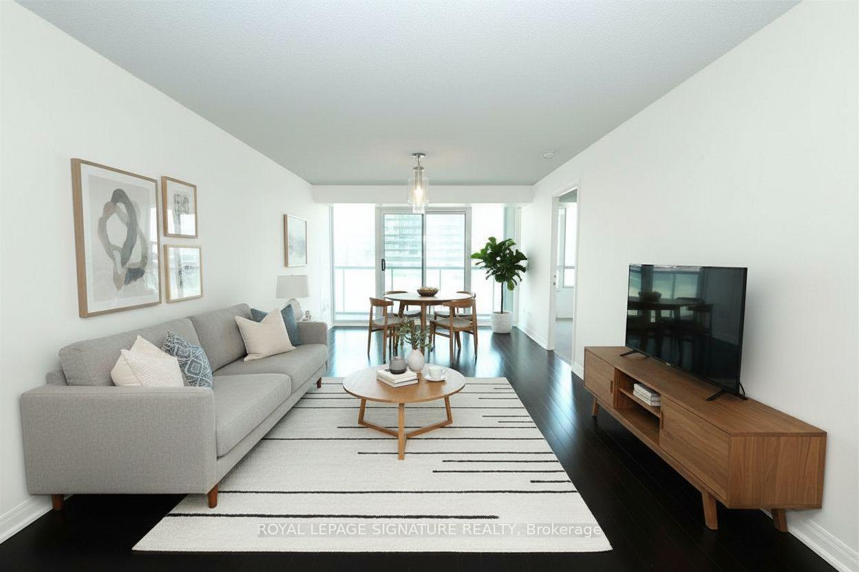 30-grand-trunk-crescent-toronto-ontario-c12604554
