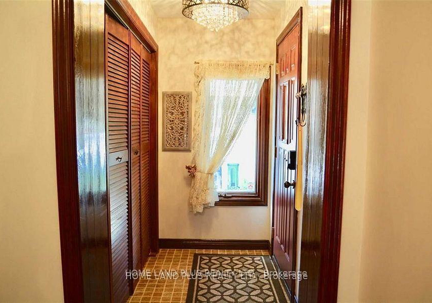 521-hillsdale-avenue-e-toronto-ontario-c12604720