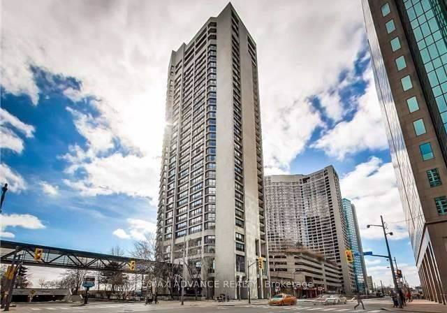 33-harbour-square-toronto-ontario-c12604738
