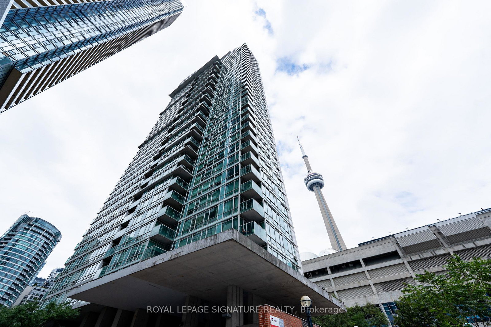 81-navy-wharf-court-toronto-ontario-c12604796