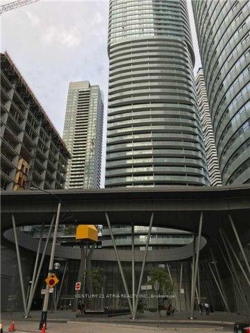14-york-street-toronto-ontario-c12605026