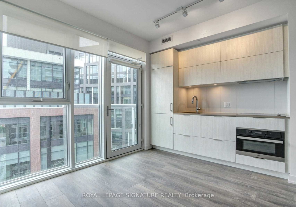 20-richardson-street-toronto-ontario-c12605042