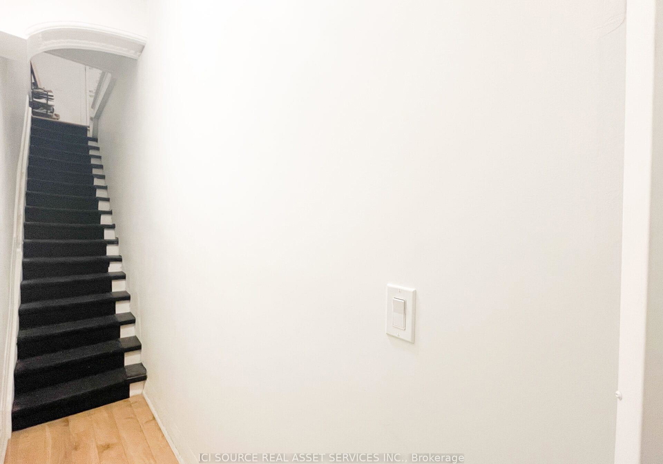 157-huron-street-toronto-ontario-c12605090