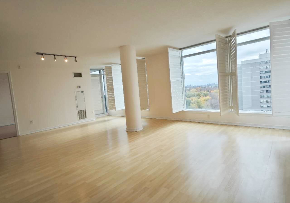 18-valley-woods-road-north-york-ontario-c12605566