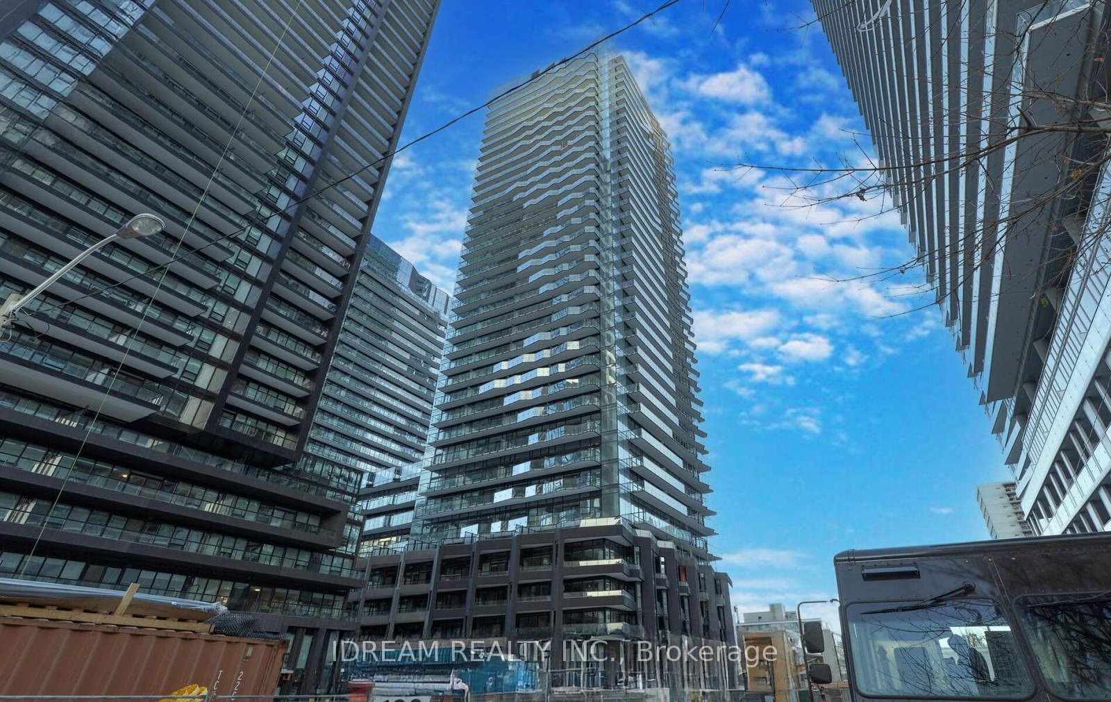 110-broadway-avenue-toronto-ontario-c12605690
