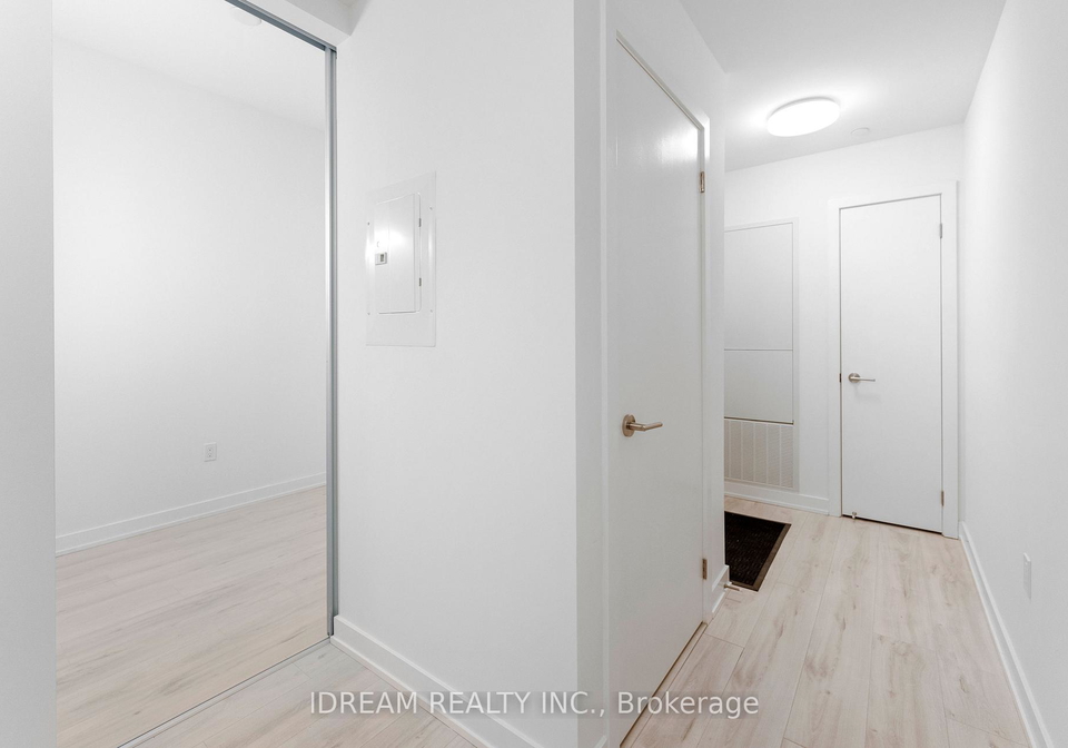 110-broadway-avenue-toronto-ontario-c12605690