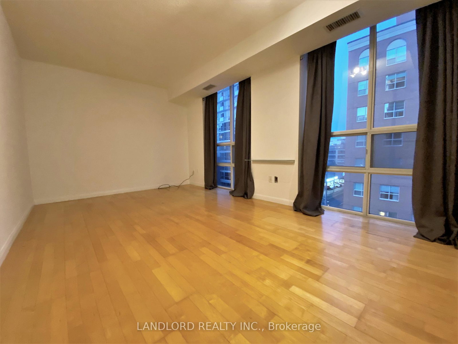 311-richmond-street-e-toronto-ontario-c12605824