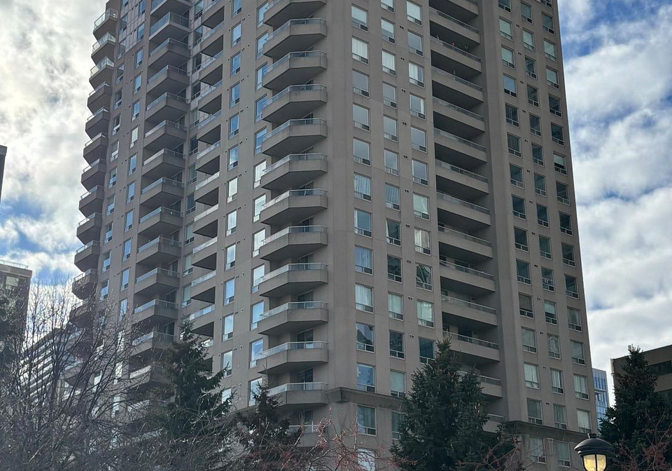 18-hillcrest-avenue-north-york-ontario-c12606196