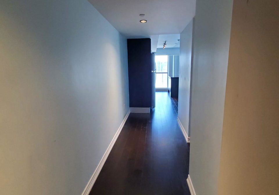 386-yonge-street-toronto-ontario-c12606414