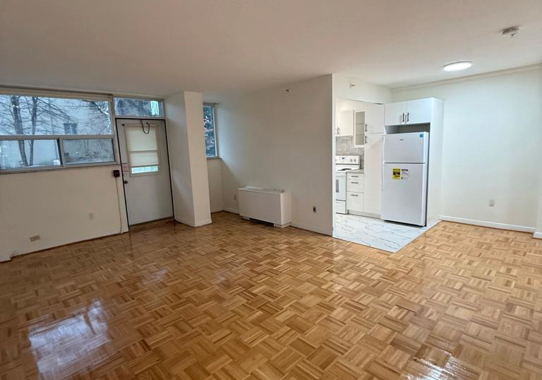 4-deer-park-crescent-toronto-ontario-c12606596