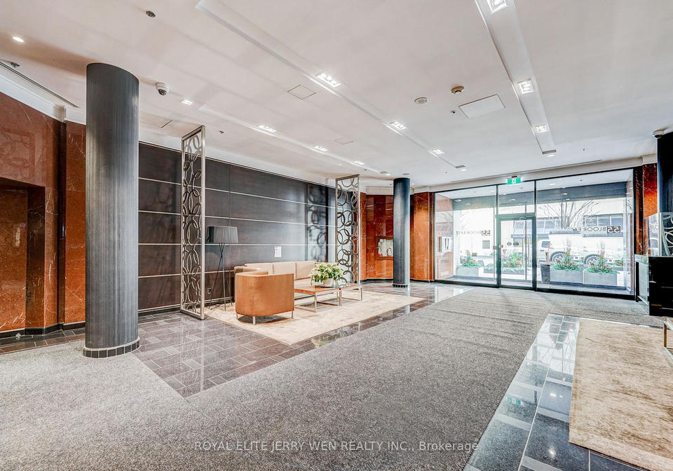 55-bloor-street-e-toronto-ontario-c12606620