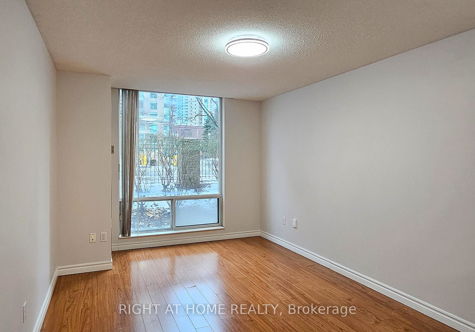 8-pemberton-avenue-north-york-ontario-c12606658