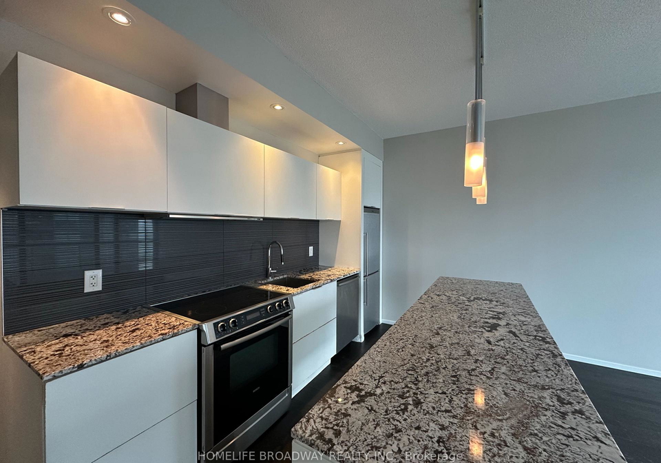8-charlotte-street-toronto-ontario-c12607060