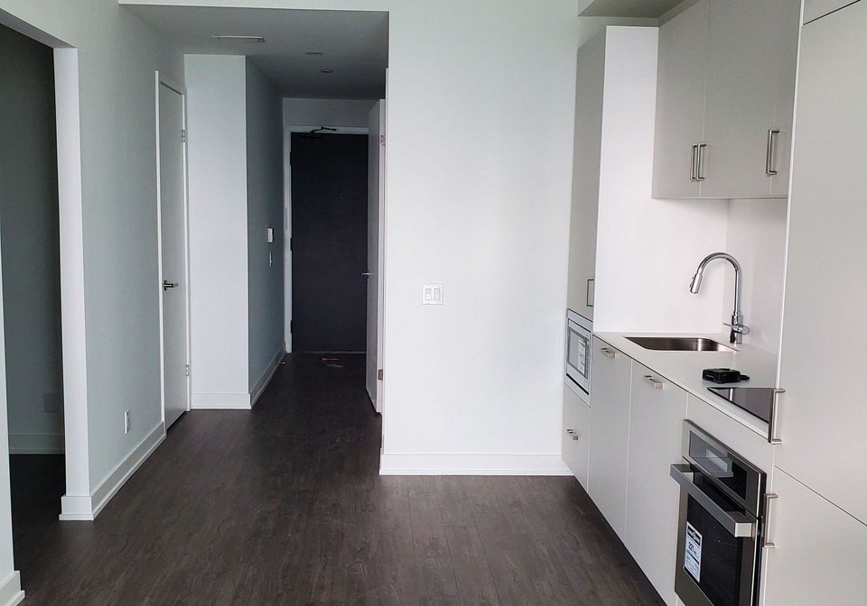 88-queen-street-e-toronto-ontario-c12607390