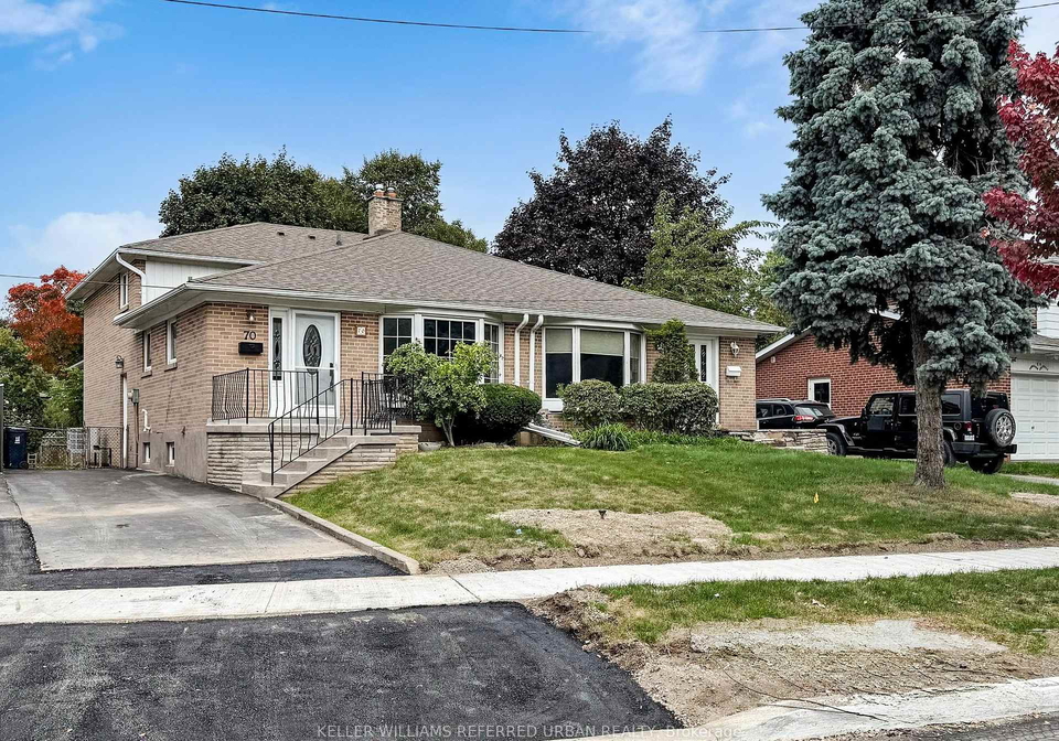 70-crossbow-crescent-north-york-ontario-c12607528