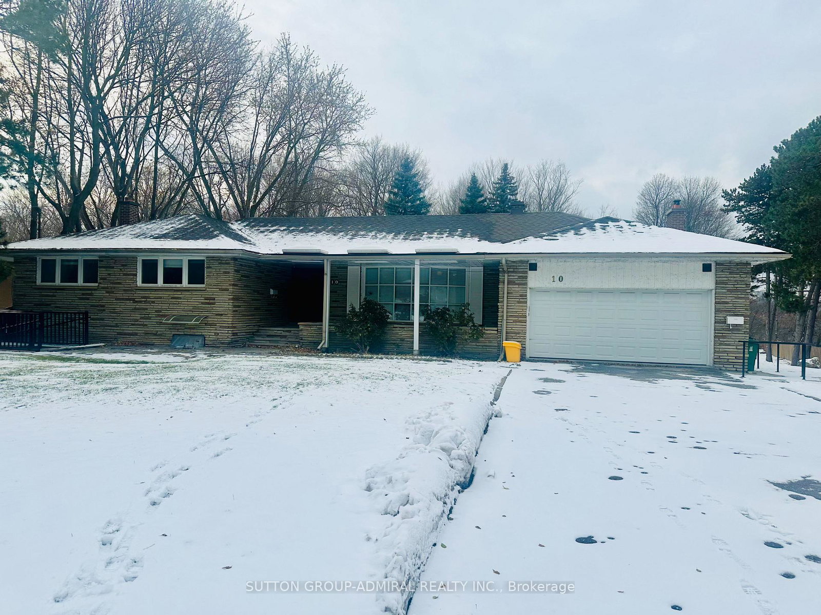 10-silverdale-crescent-north-york-ontario-c12607750