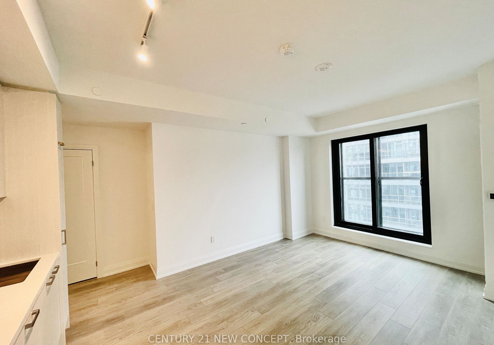 20-soudan-avenue-toronto-ontario-c12608200