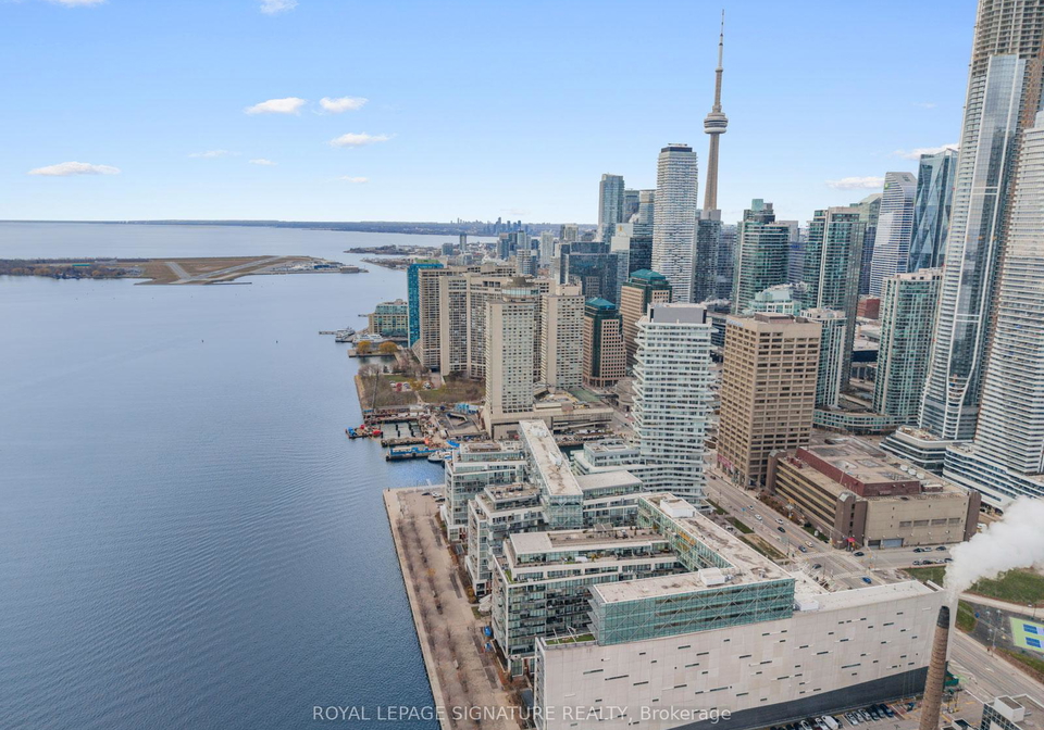 39-queens-quay-e-toronto-ontario-c12608258