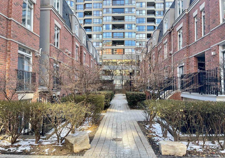 415-jarvis-street-toronto-ontario-c12608318