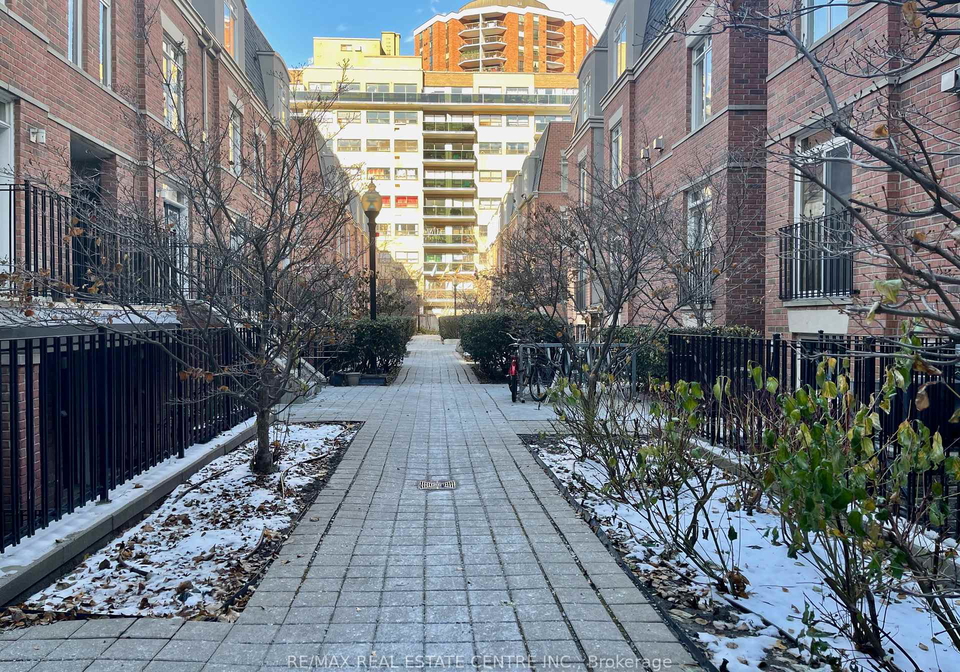 415-jarvis-street-toronto-ontario-c12608318