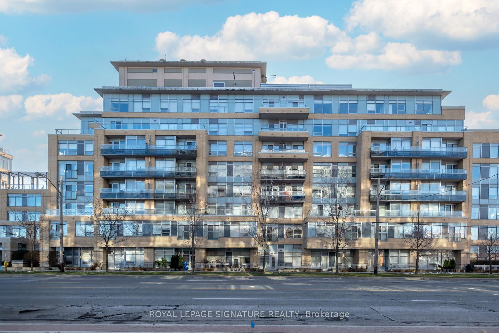 701-sheppard-avenue-w-toronto-ontario-c12608326