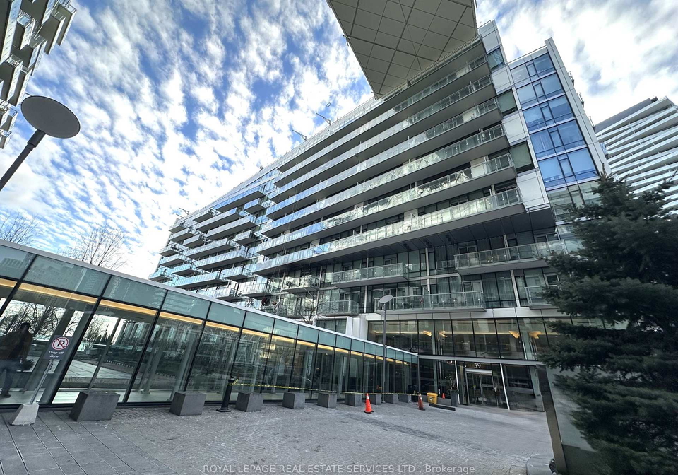 39-queens-quay-e-toronto-ontario-c12608444
