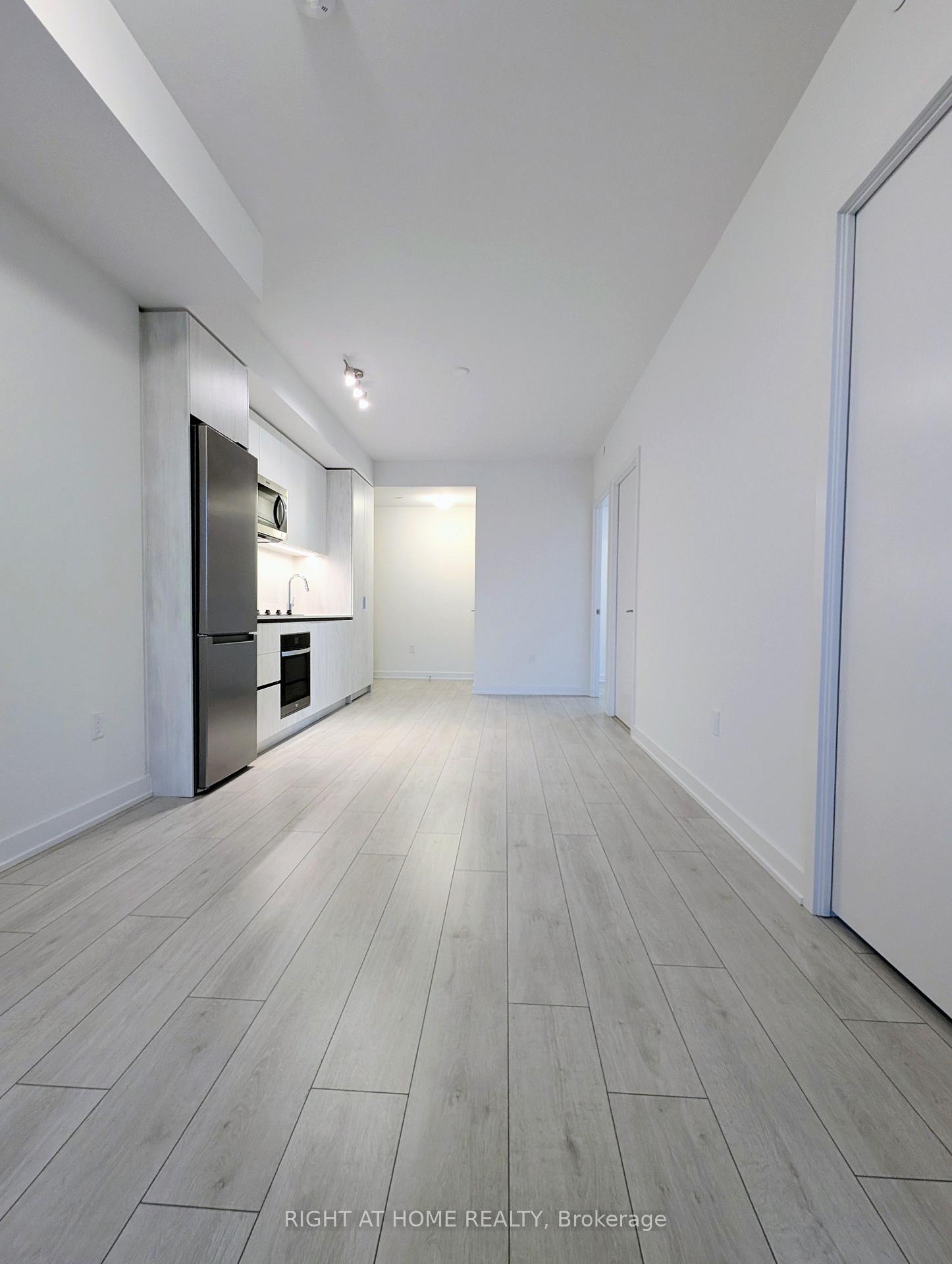 5858-yonge-street-toronto-ontario-c12608476