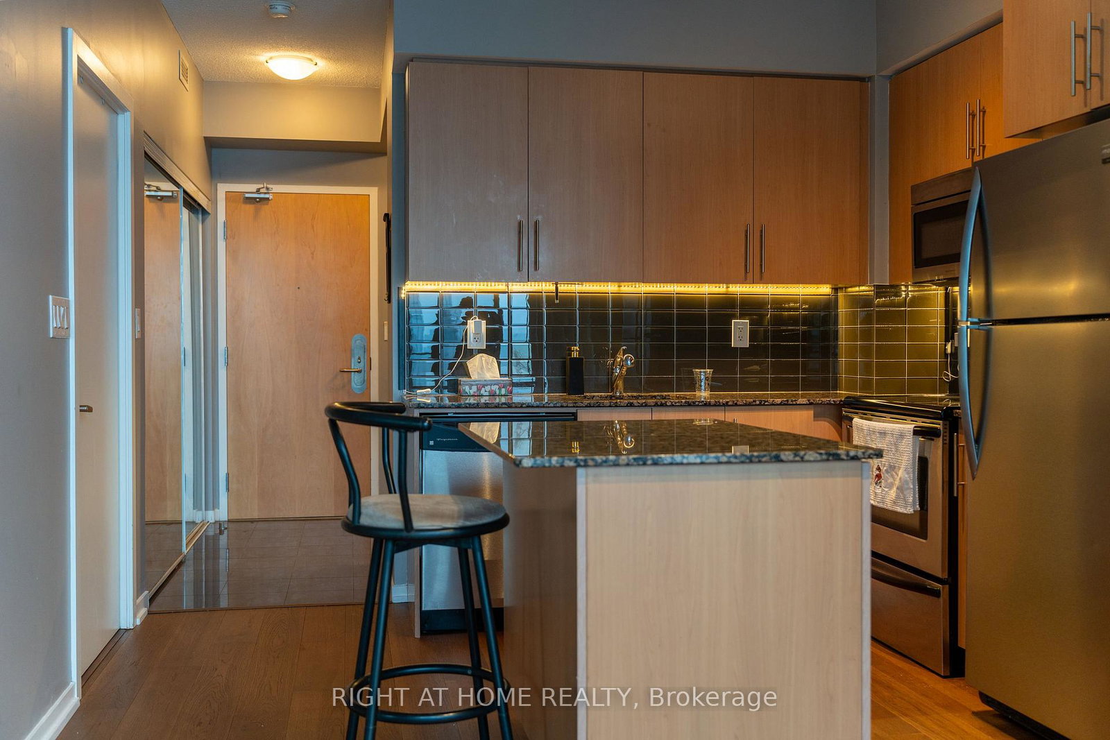55-bremner-boulevard-toronto-ontario-c12608536