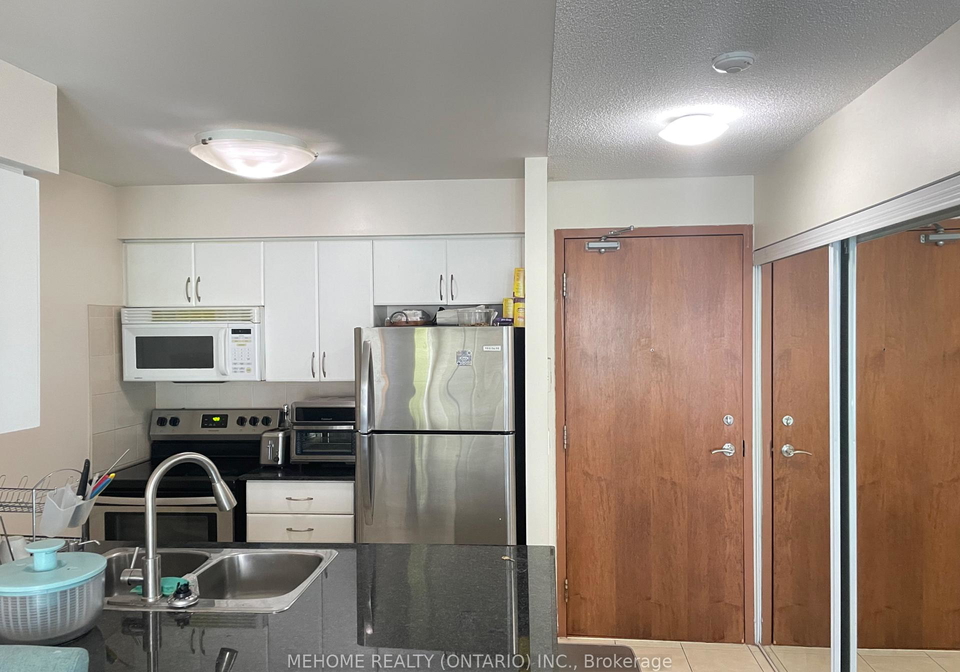 35-bales-avenue-north-york-ontario-c12608562