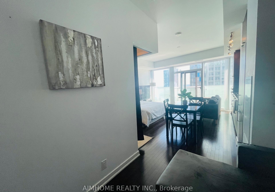 14-york-street-toronto-ontario-c12608592