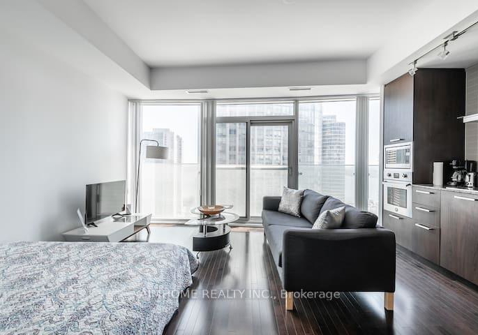 14-york-street-toronto-ontario-c12608592