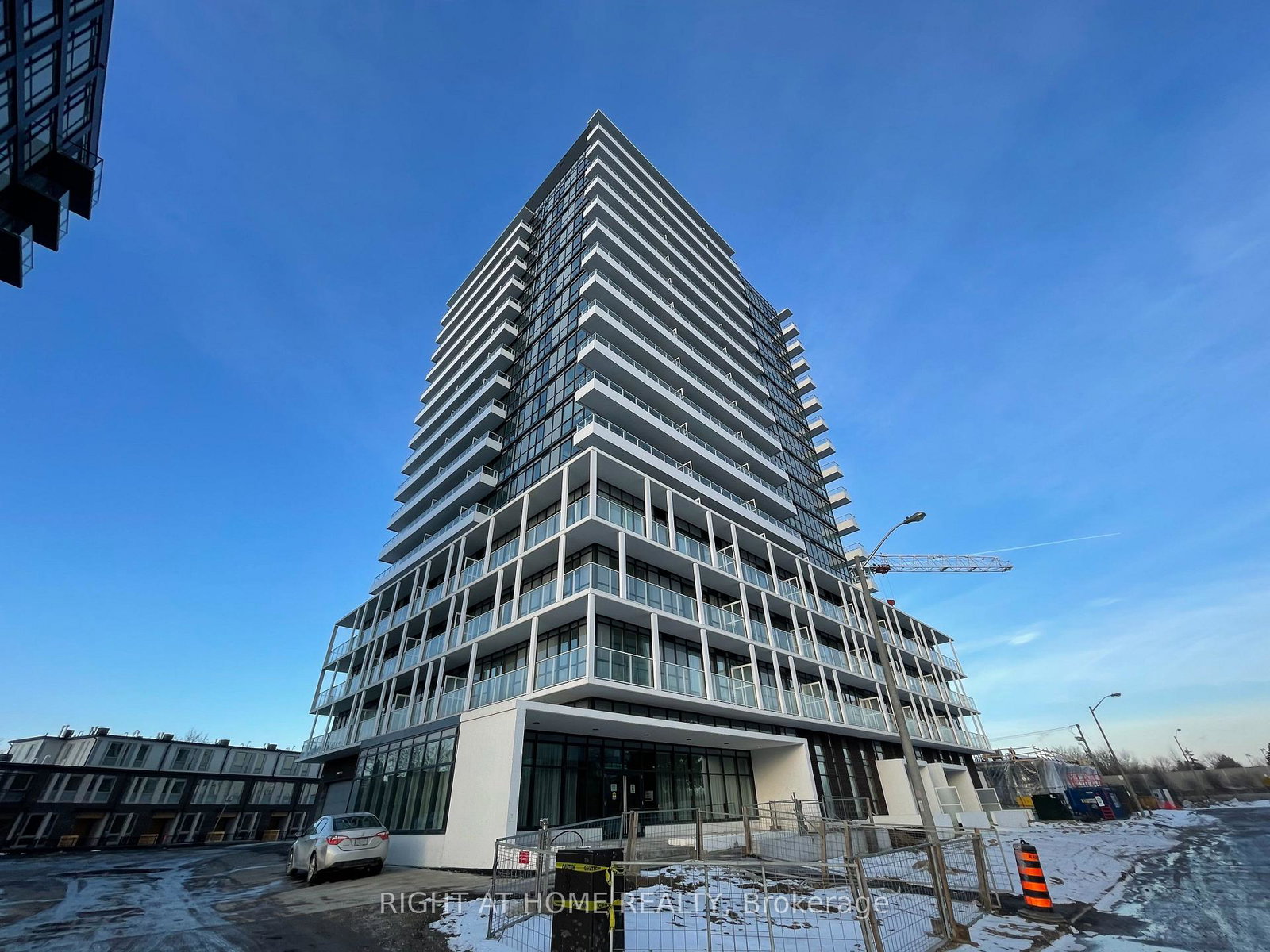180-fairview-mall-drive-north-york-ontario-c12608610