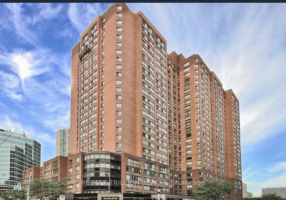 633-bay-street-toronto-ontario-c12608622