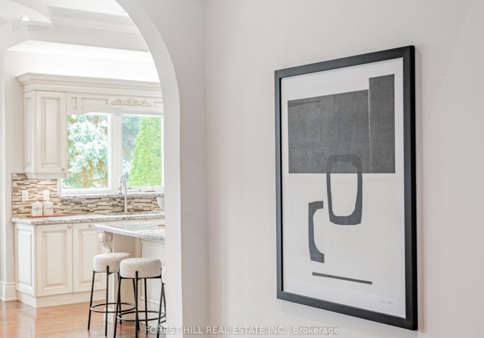6-terrace-avenue-toronto-ontario-c12608778