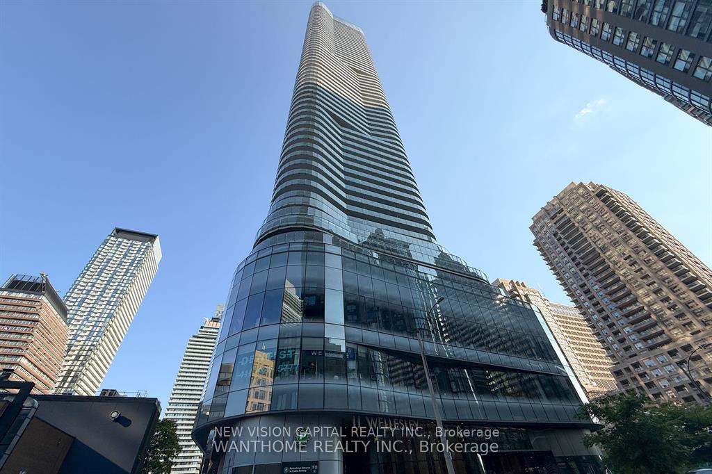 11-wellesley-street-w-toronto-ontario-c12608854