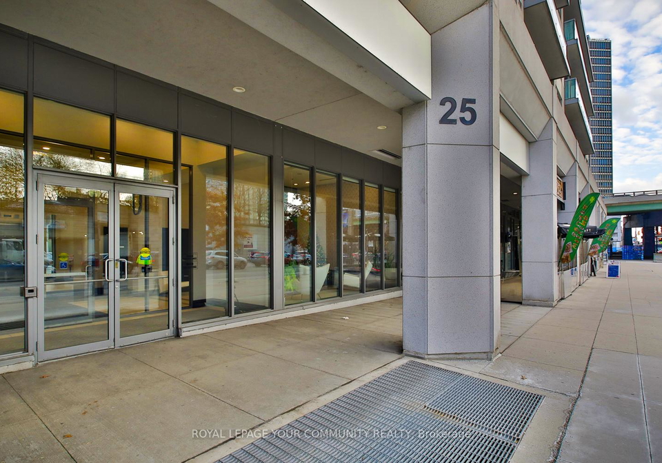 25-lower-simcoe-street-toronto-ontario-c12608966