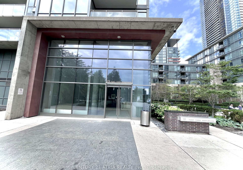 15-fort-york-boulevard-toronto-ontario-c12609080