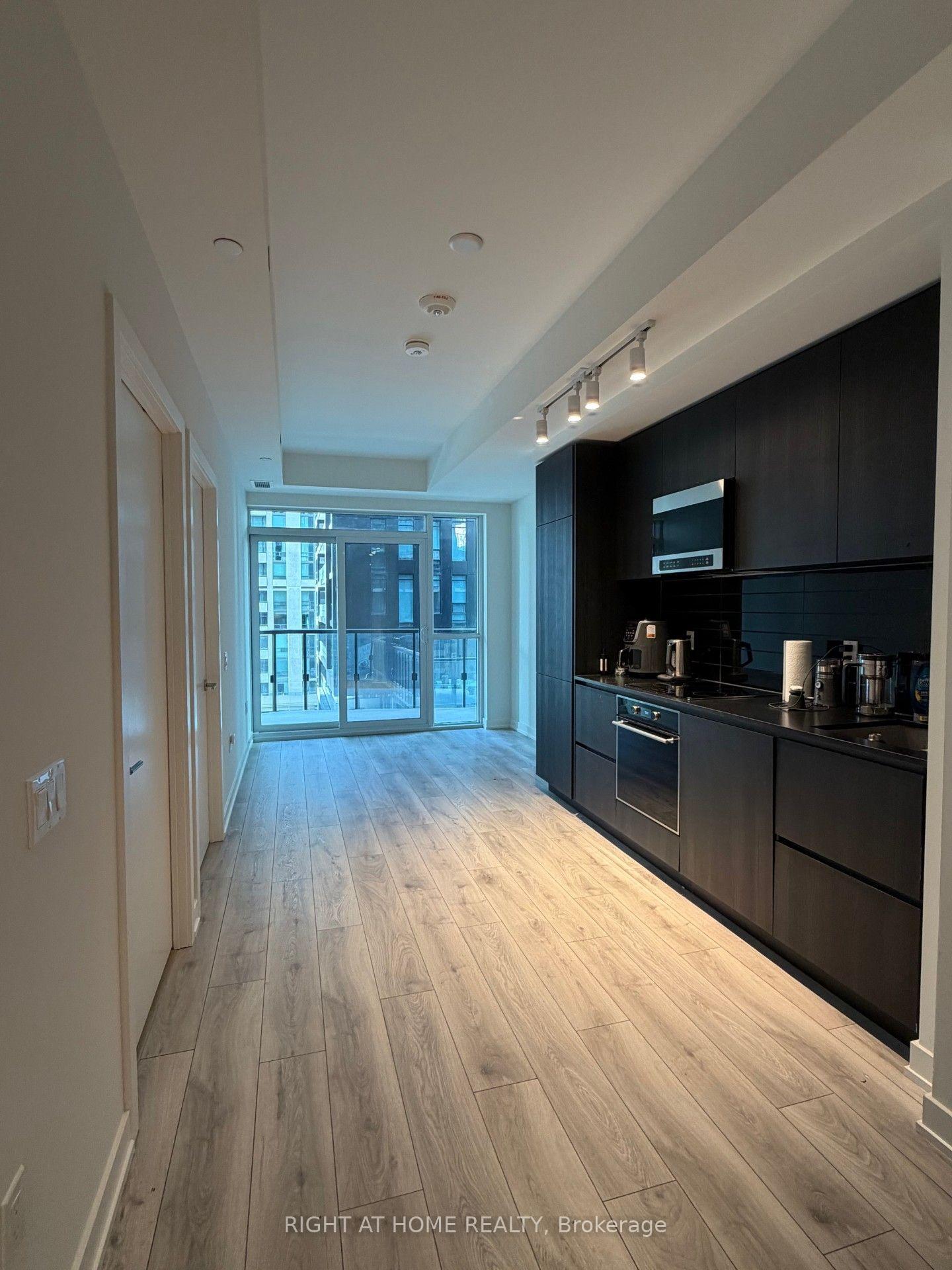 110-broadway-avenue-toronto-ontario-c12609558