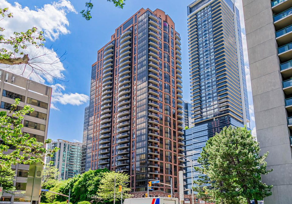 33-sheppard-avenue-e-north-york-ontario-c12609618