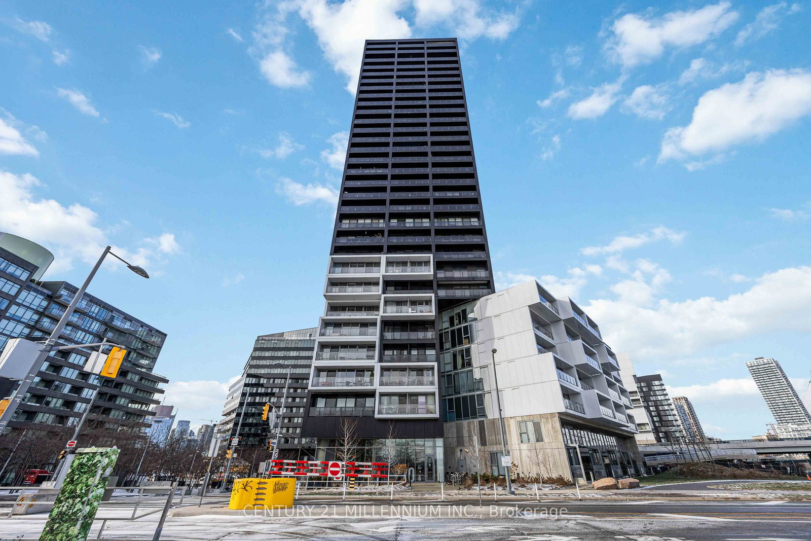 170-bayview-avenue-toronto-ontario-c12609660