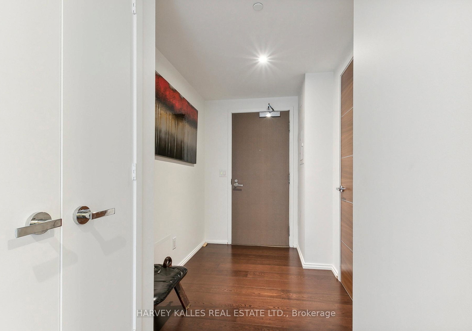 1-bloor-street-e-toronto-ontario-c12609744
